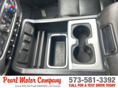 Used 2018 GMC Sierra 1500 SLT w/ SLT Premium Package image 19