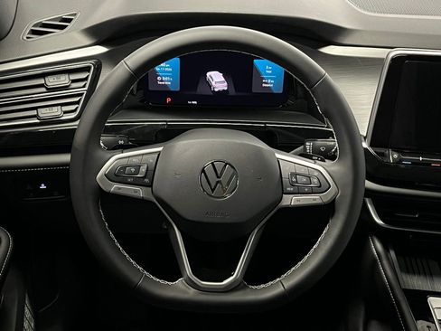 New 2026 Volkswagen Atlas Cross Sport SE AWD/4WD image 9