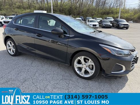Used 2019 Chevrolet Cruze Premier w/ Driver Confidence II Package image 1