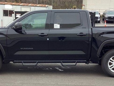 New 2025 Toyota Tundra SR5 image 7