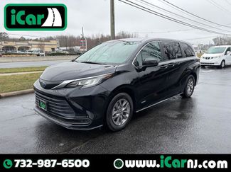 Used 2021 Toyota Sienna LE video 1