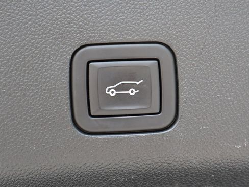 Used 2024 Chevrolet Suburban LT AWD/4WD image 57