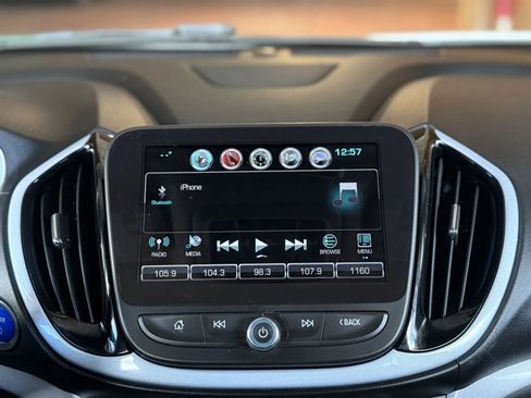 Used 2017 Chevrolet Volt LT FWD image 27
