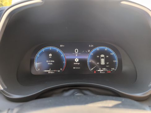 Used 2023 Toyota Highlander Limited FWD image 21