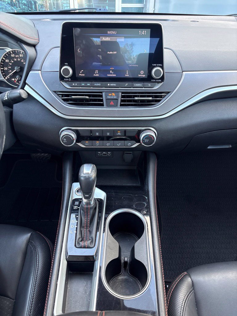 Used 2024 Nissan Altima 2.5 SR FWD image 17