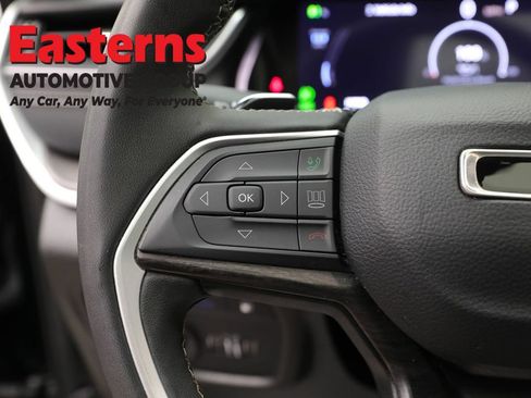 Used 2024 Jeep Grand Cherokee Limited 4xe AWD/4WD image 15