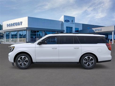 New 2026 Ford Expedition Max Active image 3