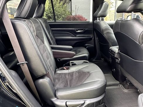 Used 2026 Toyota Grand Highlander AWD Hybrid image 22