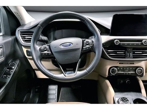 Used 2021 Ford Escape SEL image 6