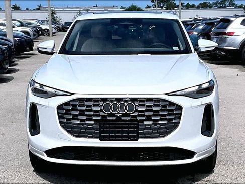 New 2026 Audi Q5 Premium AWD/4WD image 10