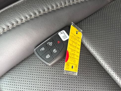 Used 2024 GMC Sierra 1500 Denali w/ Denali Reserve Package image 36