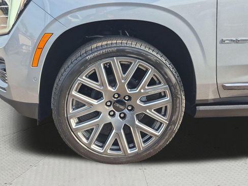 New 2026 GMC Yukon XL Denali Ultimate AWD/4WD image 34