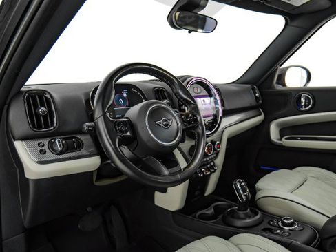Used 2022 MINI Cooper Countryman S w/ Signature Upholstery Package image 13