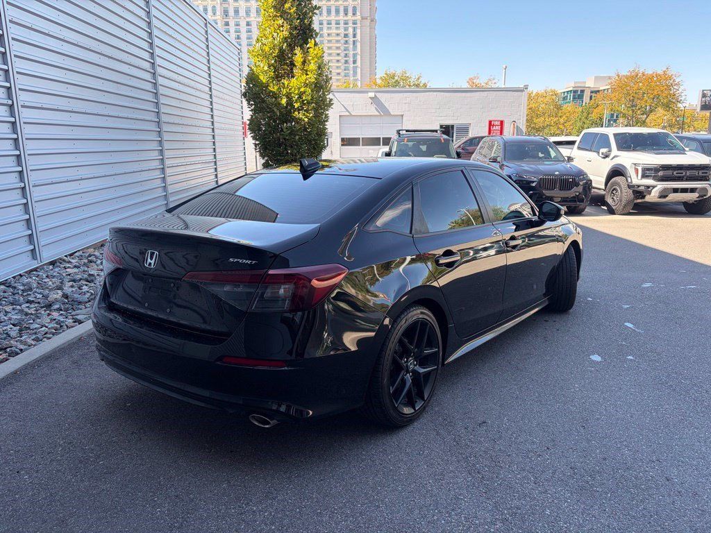 Used 2025 Honda Civic Sport image 4