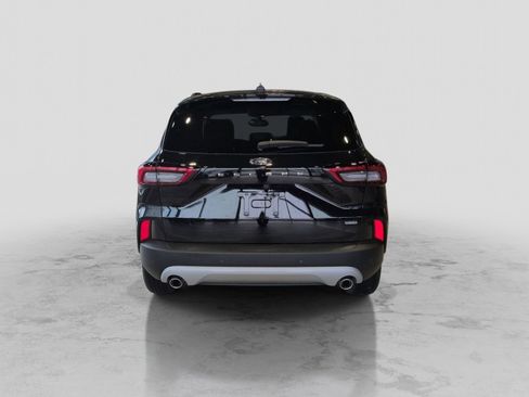 Certified 2025 Ford Escape SE FWD image 7