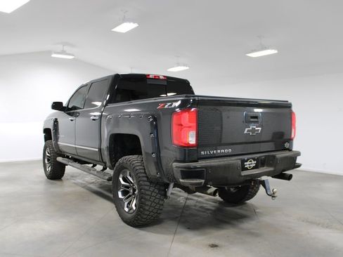 Used 2018 Chevrolet Silverado 1500 LTZ Z71 w/ LTZ Plus Package image 7