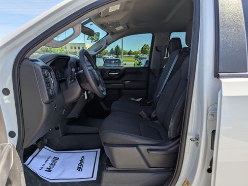 Certified 2020 Chevrolet Silverado 1500 W/T w/ Z71 Off-Road Package AWD/4WD image 12