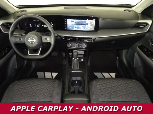 Certified 2025 Nissan Kicks SV image 4