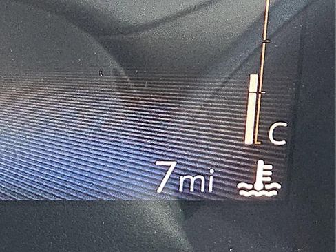 Used 2026 Chevrolet TrailBlazer LT w/ LT Cold Weather Package FWD image 23