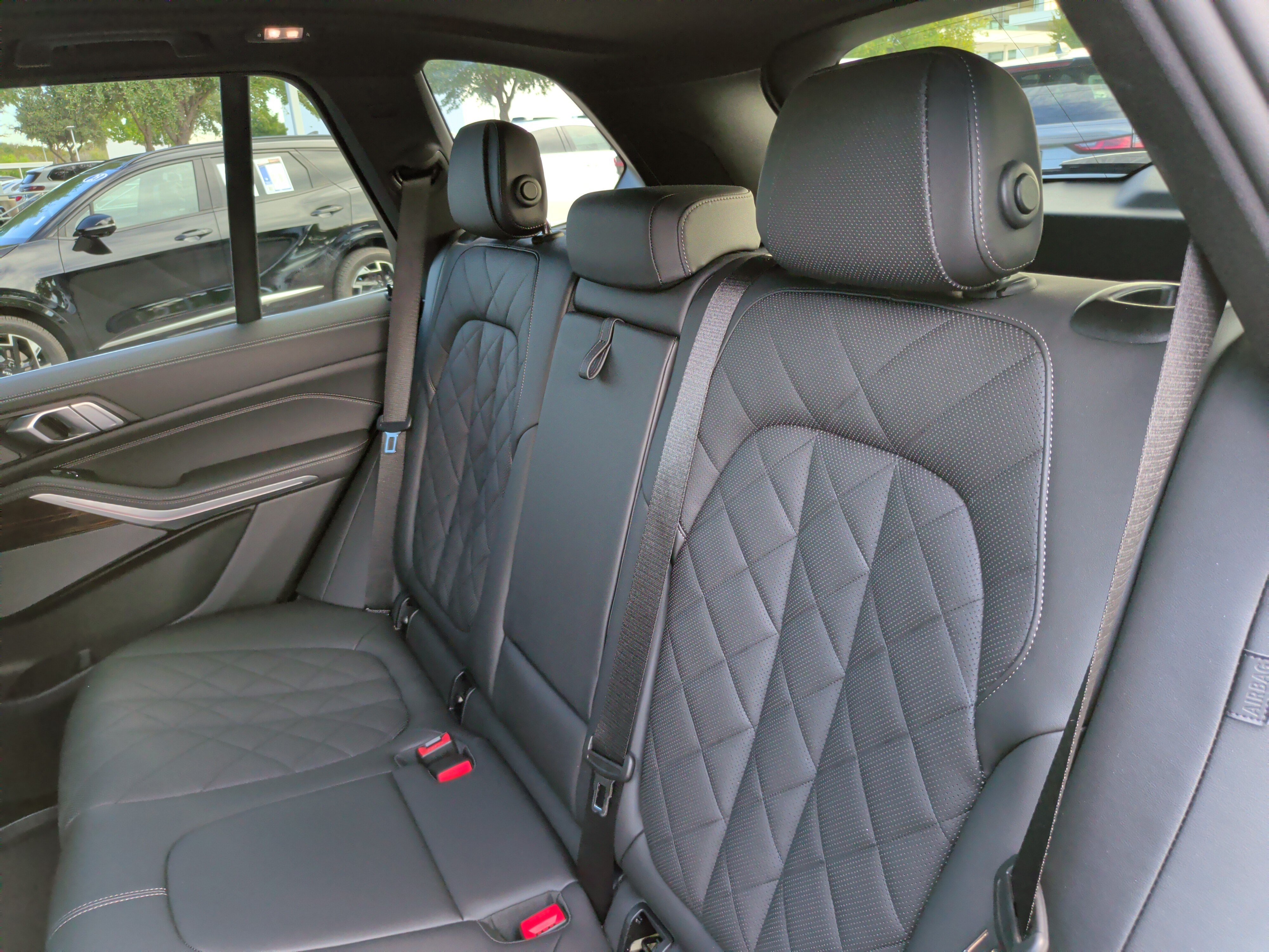 Used 2026 BMW X5 xDrive40i AWD/4WD image 37
