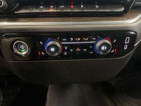 Certified 2022 Chevrolet Silverado 1500 LT Trail Boss image 16