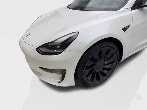 Used 2021 Tesla Model 3 Performance image 18