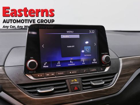Used 2023 Nissan Altima 2.5 SV AWD/4WD image 19