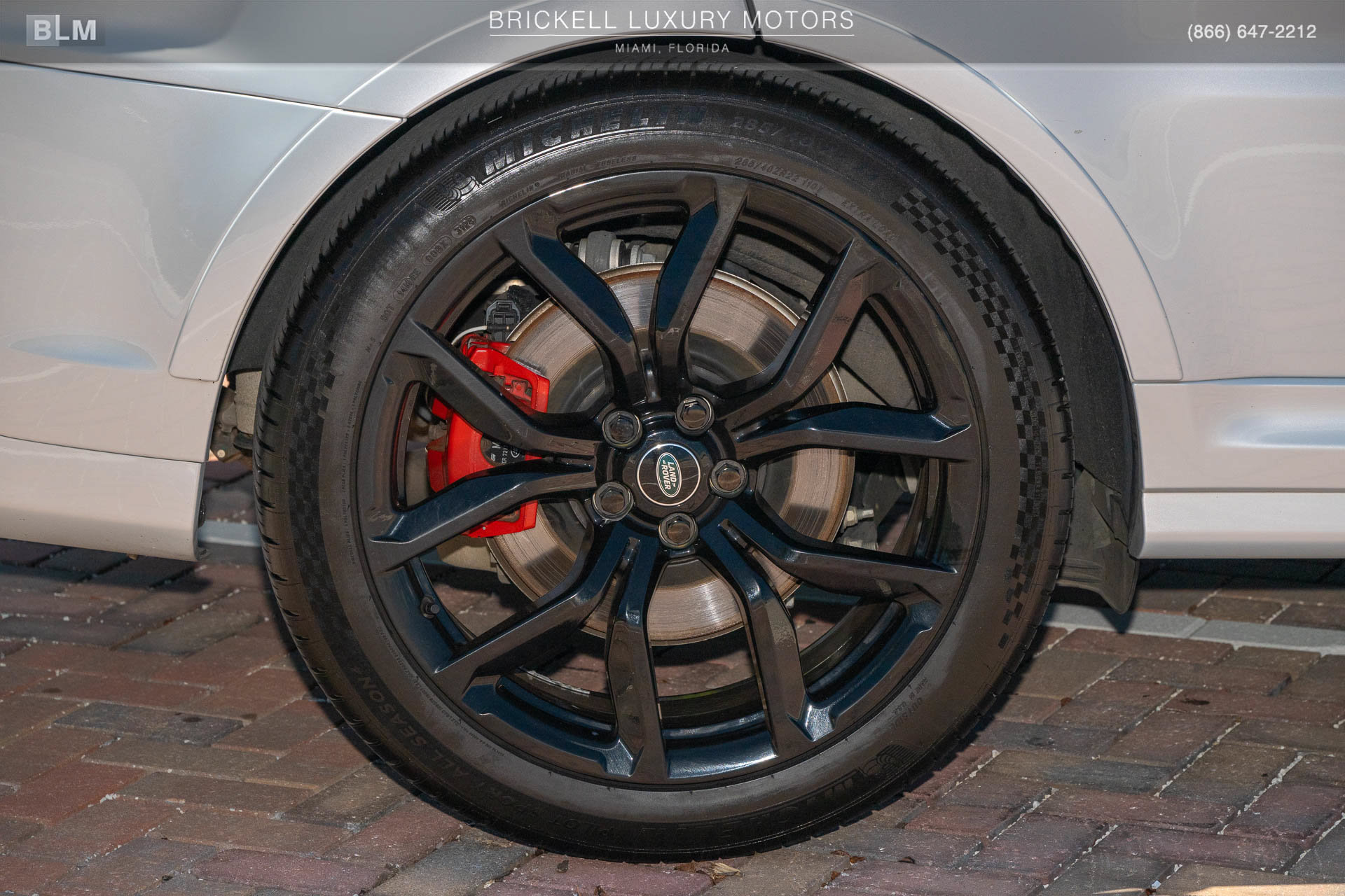 Used 2022 Land Rover Range Rover Sport SVR Carbon Edition AWD/4WD image 42