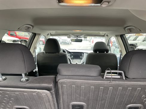 Used 2020 Subaru Outback Premium image 71