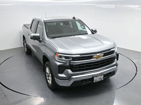 Used 2024 Chevrolet Silverado 1500 LT AWD/4WD image 60