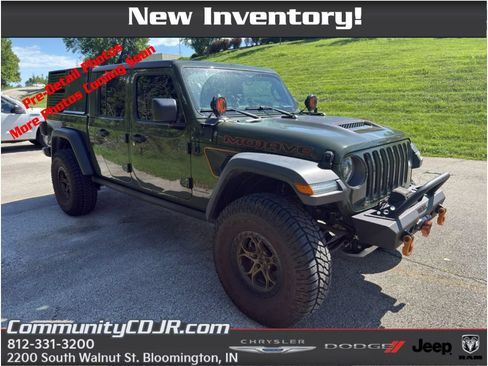 Used 2023 Jeep Gladiator Mojave w/ LED Lighting Group AWD/4WD image 1