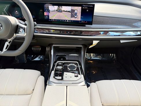 New 2026 BMW 760i xDrive w/ Executive Package AWD/4WD image 19