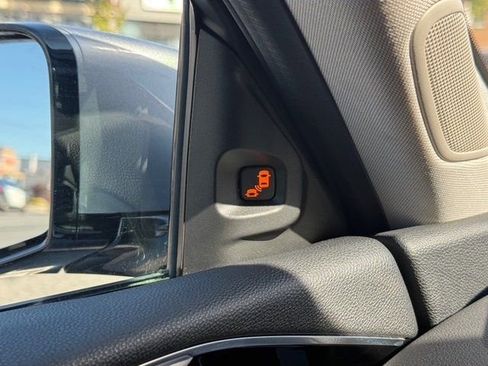 Used 2023 Acura MDX Standard image 12