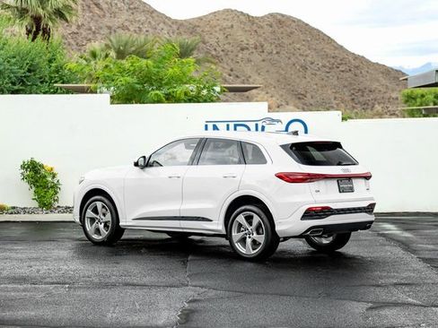 New 2025 Audi Q5 Premium Plus image 9