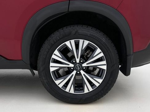 Used 2022 Nissan Rogue SV AWD/4WD image 26