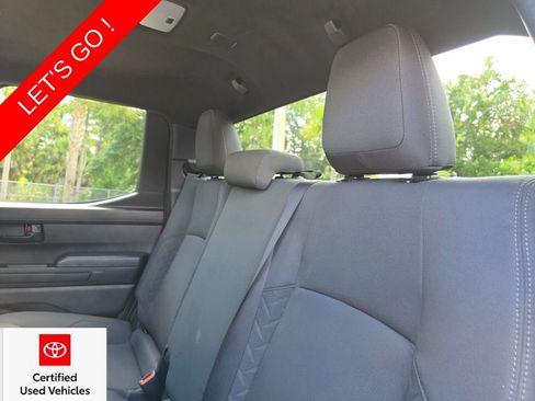 Certified 2025 Toyota Tacoma SR5 AWD/4WD image 20