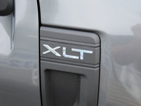 New 2025 Ford Maverick XLT w/ XLT Luxury Package image 10