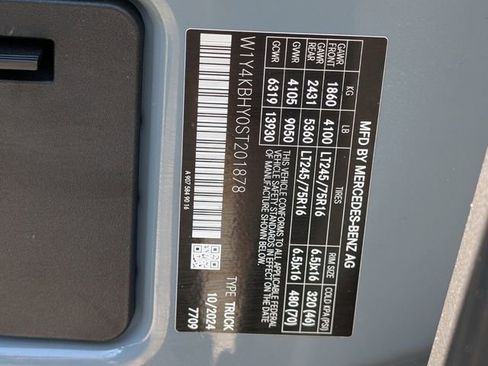 Used 2025 Mercedes-Benz Sprinter 2500 image 30