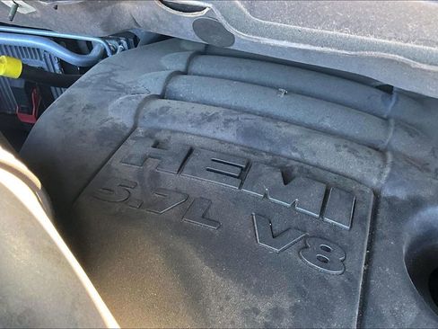 Used 2014 RAM 1500 Express image 27