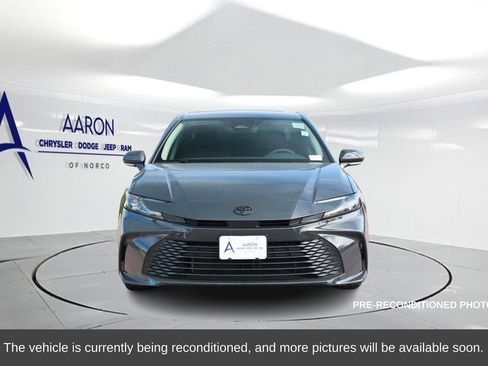 Used 2025 Toyota Camry LE w/ Convenience Package image 4