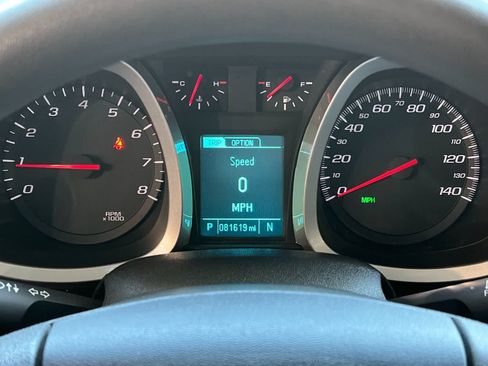 Used 2017 Chevrolet Equinox LS FWD image 23