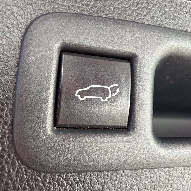 Used 2021 Toyota Highlander Limited AWD/4WD image 14