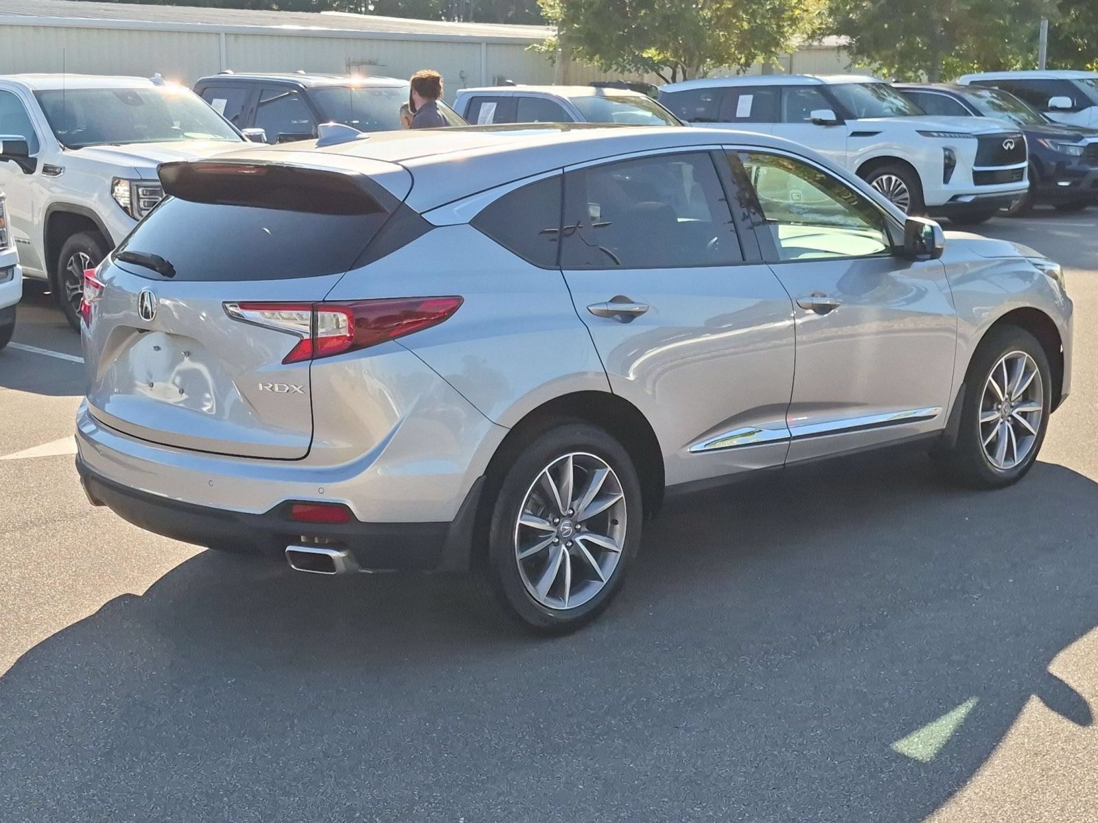 Used 2023 Acura RDX w/ Technology Package FWD image 3