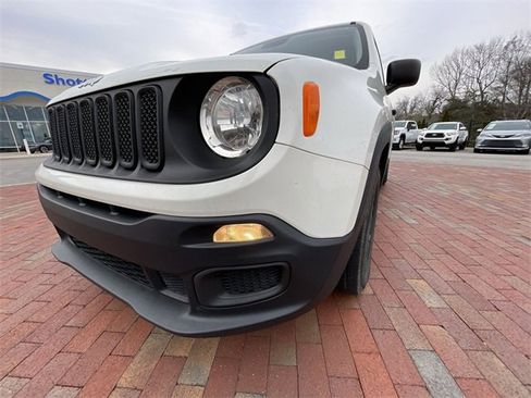 Used 2016 Jeep Renegade Sport w/ Power & Air Group image 6