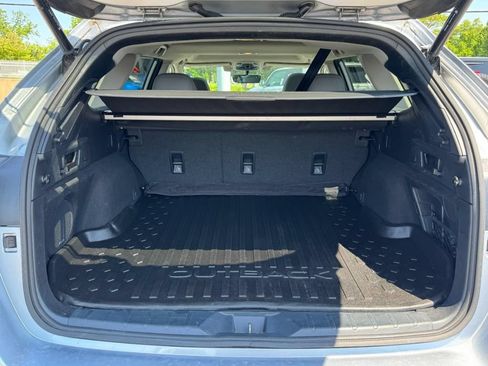 Used 2022 Subaru Outback Limited AWD/4WD image 6