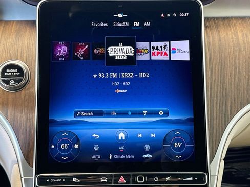 Certified 2025 Mercedes-Benz GLC 300 image 15