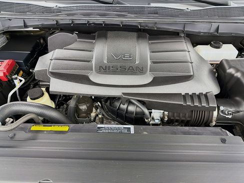 Used 2024 Nissan Titan SV w/ SV Bronze Edition Package image 29