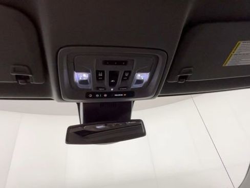 Used 2024 GMC Sierra 1500 Denali AWD/4WD image 35