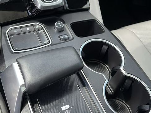 Used 2024 Acura MDX SH-AWD w/ Technology Package image 21