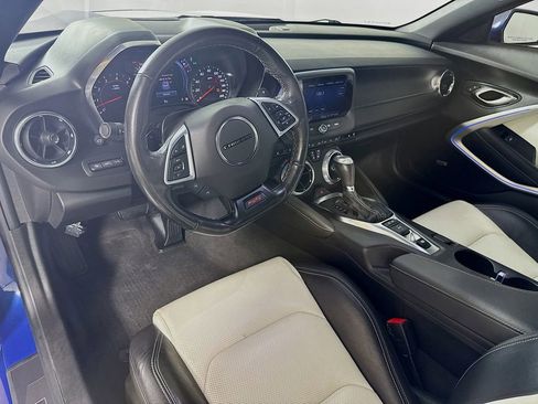 Used 2022 Chevrolet Camaro SS image 9